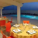 Parco Della Rocca 4* פונטה בראצ'טו