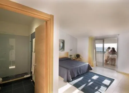 Parco Della Rocca Hotel Punta Braccetto