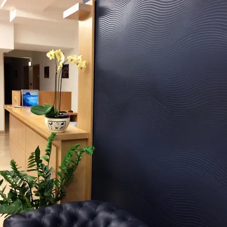 Hotel Parco Della Rocca Punta Braccetto